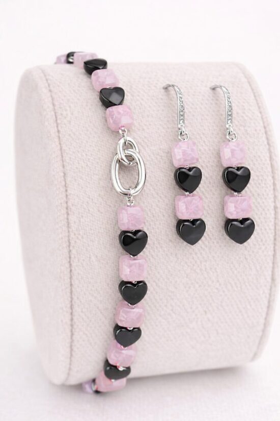 Dabīgo pērļu rotu komplekts